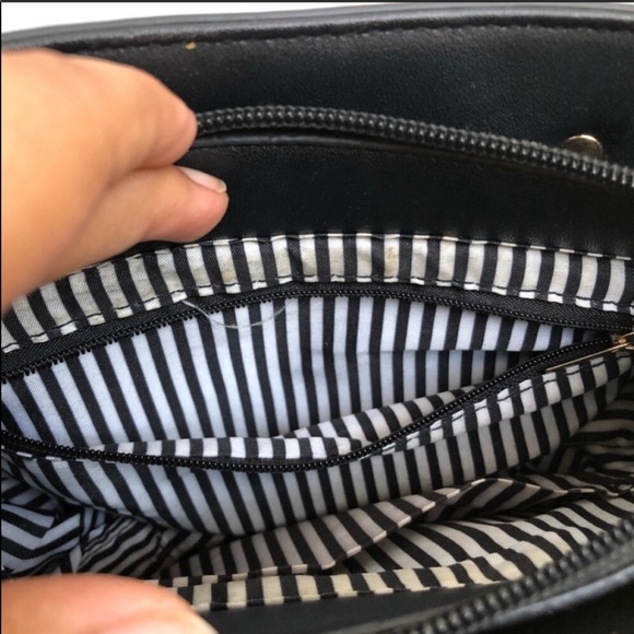 Black Chain Saddlebag - Picture 7 of 7